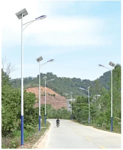100W IP65 Rated 6000K Daylight Solar-Powered LED Street Light with 120-Degree Beam Angle for Road Use
