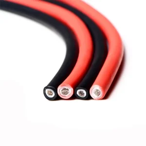 用于太阳能电池板连接的直流太阳能电缆 多股导线 12 AWG XLPE XLPO 绝缘 IP68 工业和建筑用