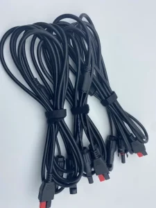 2×0.75mm 纯铜 PC 电缆 12V 30A 公/母头转连接器 3M IP67 用于面板存储
