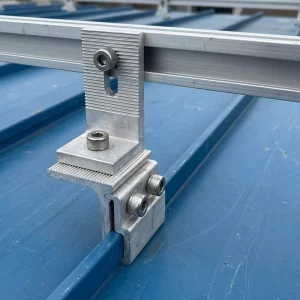 Aluminum Alloy Type D Fastener for Solar Photovoltaic Panel Installation System, Upright Locking Edge Windproof Fixture