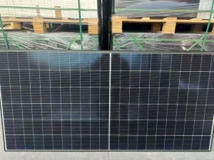 High Efficiency 610W Bifacial Half-cell Solar Panel 99% Efficiency Tier 1 for Home & Commercial Use