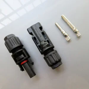 IP67 1000V太阳能连接器定制30A MC连接器太阳能系统光伏电缆连接器